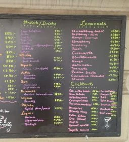 Green House Cafe Brunch & Bar & Lounge