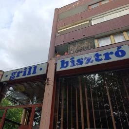 Grill Bisztró Cegléd - Külső kép