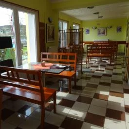 Grill Terasz Mezőkövesd - Belső