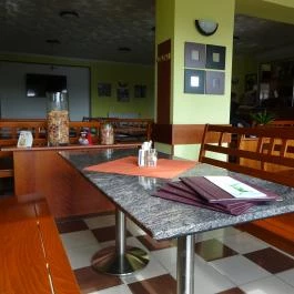 Grill Terasz Mezőkövesd - Belső