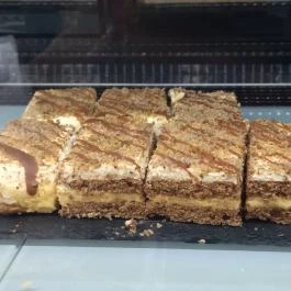 Grinta Café Budapest - Étel/ital