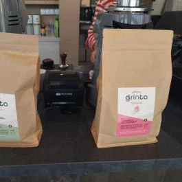 Grinta Café Budapest - Étel/ital