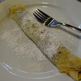 Grinzingi Borozó, Budapest - Étel/ital