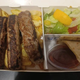 GRK'S Kyros Yeeros, Budapest - Étel/ital