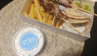 GRK'S Kyros Yeeros Budapest - Étel/ital