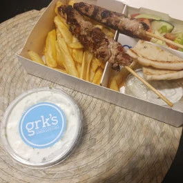 GRK'S Kyros Yeeros, Budapest - Étel/ital