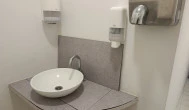 GRK'S Kyros Yeeros Budapest - Mosdó