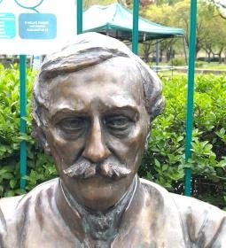 Gróf Teleki László