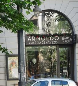 Arnoldo - Gross Arnold Galéria & Kávézó