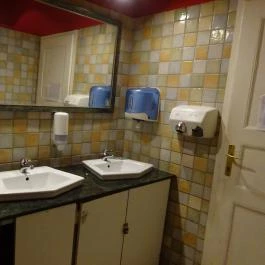 A Grund - Bár Budapest - Mosdó