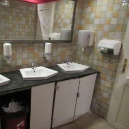 A Grund - Bár Budapest - Egyéb