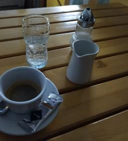 Grund Falatozó - Sá-Ra Termál