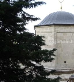 Gül Baba Türbe és Rózsakert