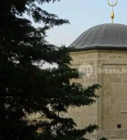 Gül Baba Türbe és Rózsakert