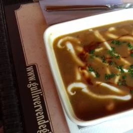 Gulliver Étterem, Pizzéria, Kávézó Budapest - Étel/ital