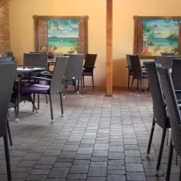 Gulliver Étterem, Pizzéria, Kávézó Budapest - Külső kép