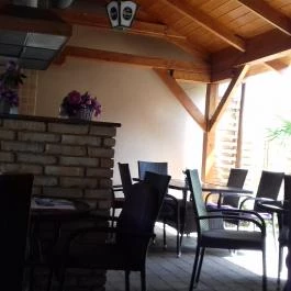 Gulliver Étterem, Pizzéria, Kávézó Budapest - Külső kép