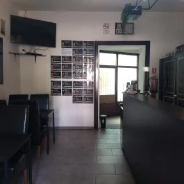 Guri Serház Monor - Belső