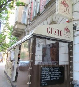 Gusto Cafe