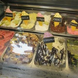 Gusto Gelato Fagylaltozó Budapest - Étel/ital