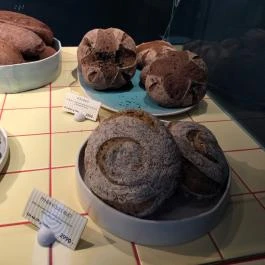 Gyógyító Kenyerek Pékség Budapest - Étel/ital