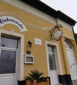 Gyöngy Cukrászda