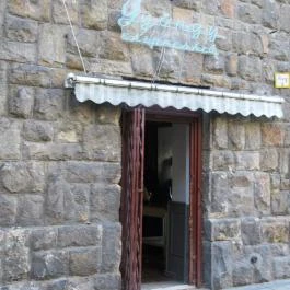 Gyöngy Presszó Budapest - Külső kép