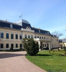 Gyulai Almásy-kastély Látogatóközpont