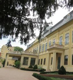 Gyulai Almásy-kastély Látogatóközpont