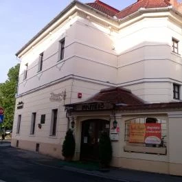 Gyula Panzió Gyula - Külső kép