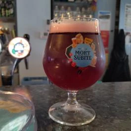 Habcsók Söröző Budapest - Étel/ital