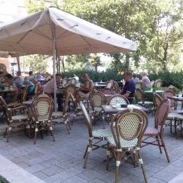 Hadik Kávéház, Budapest - Külső kép