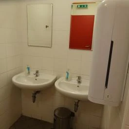 Hadrianus Kávézó Budapest - Mosdó