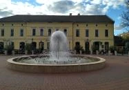 Hagymavirág szökőkút Makó