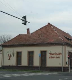 Véndiófa Étterem
