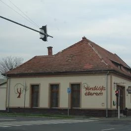 Véndiófa Étterem Zalaegerszeg - Külső kép
