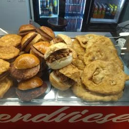 Hami Street Food Budapest - Étel/ital