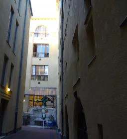 Hanna Kóser Étterem