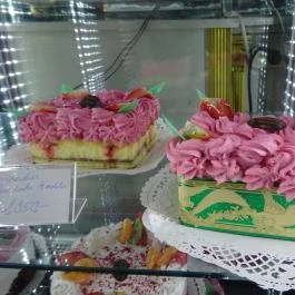 Harangvirág Cukrászda, Budapest - Étel/ital