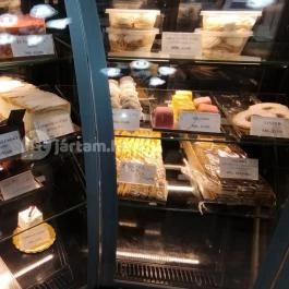 Harangvirág Cukrászda, Budapest - Étel/ital