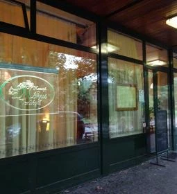 Harapó Mókus Vendéglő