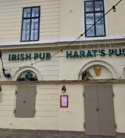 Harat’s Pub
