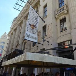 Hard Rock Cafe Budapest, Budapest - Külső kép