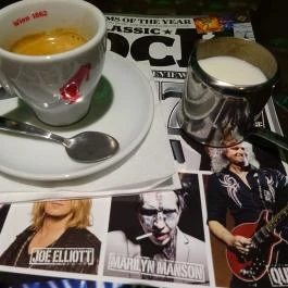 Hard Rock Cafe Budapest, Budapest - Étel/ital