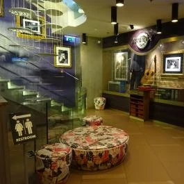 Hard Rock Cafe Budapest, Budapest - Belső