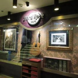 Hard Rock Cafe Budapest, Budapest - Belső