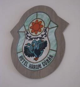 Három Gúnár Étterem