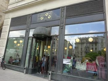 Három Holló Budapest