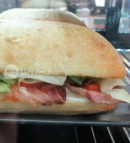 Három Szerb Kávéház