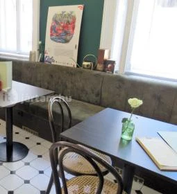 Három Szerb Kávéház